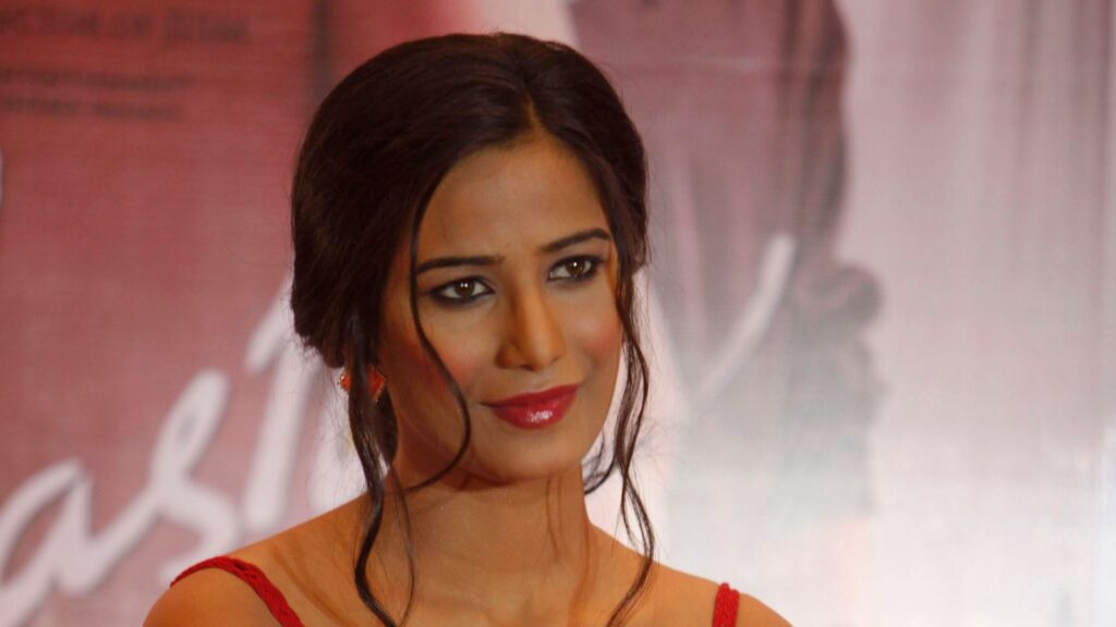 Poonam Pandey Is Alive